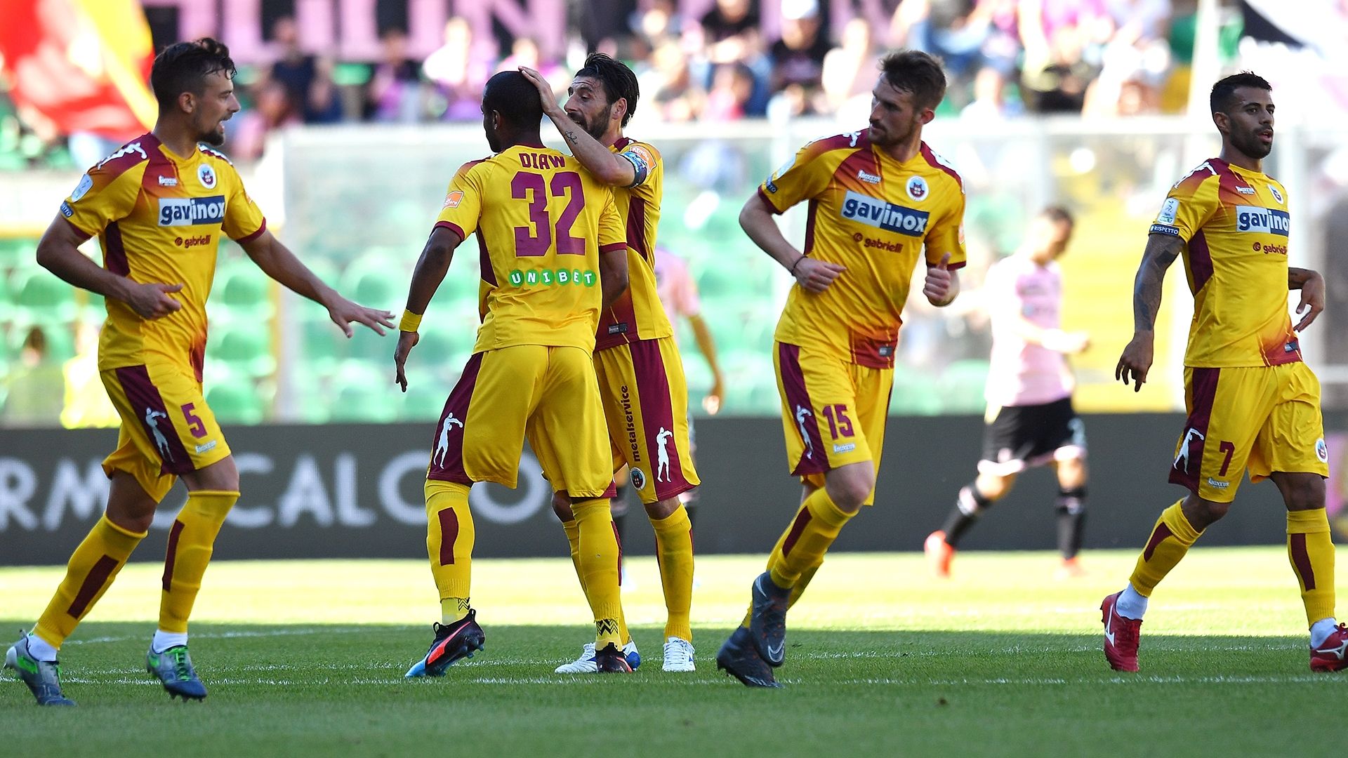 Cittadella celebrating Serie B