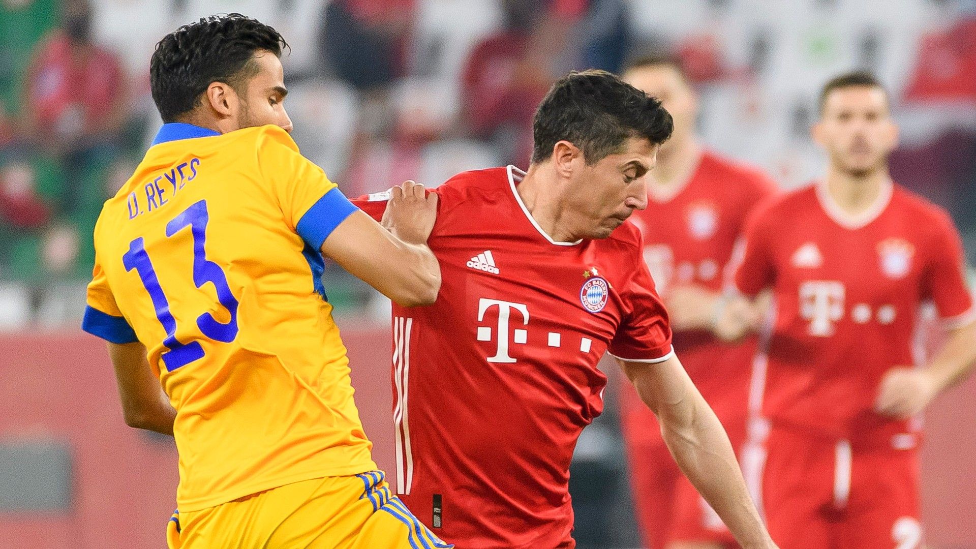 Robert Lewandowski Bayern Tigres 2021