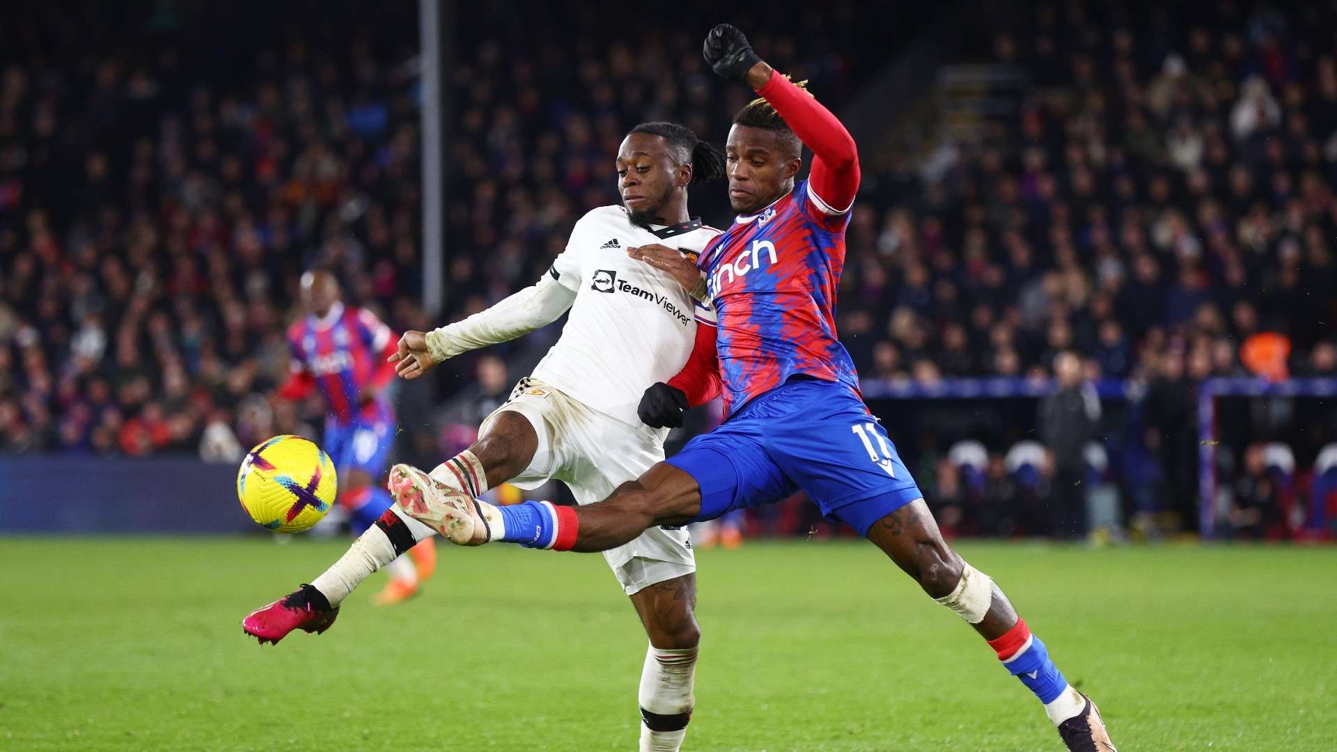Wilfried Zaha Aaron Wan-Bissaka Man Utd 2022-23