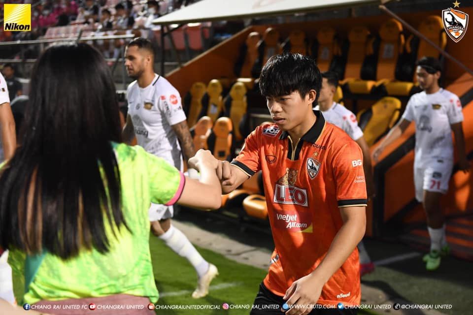 เอกนิษฐ์ ปัญญา