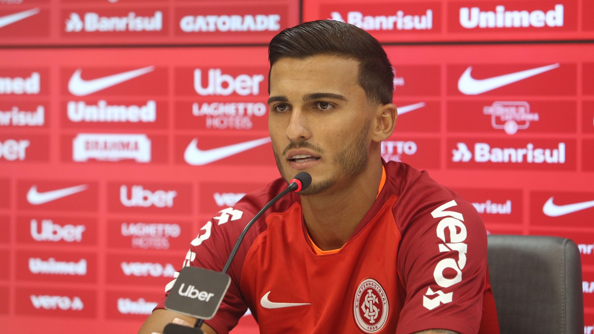 Guilherme Parede Internacional anúncio 07012018