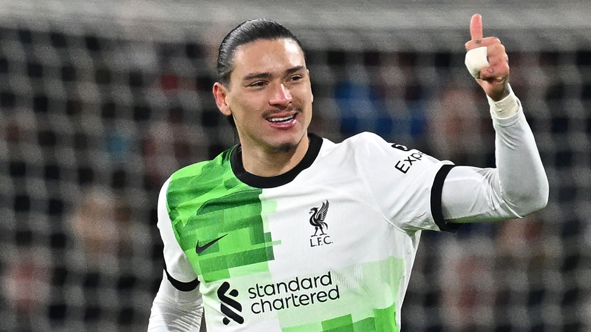 ヌニェス＆ジョタ弾でリヴァプールがバーンリーに完勝！公式戦7試合