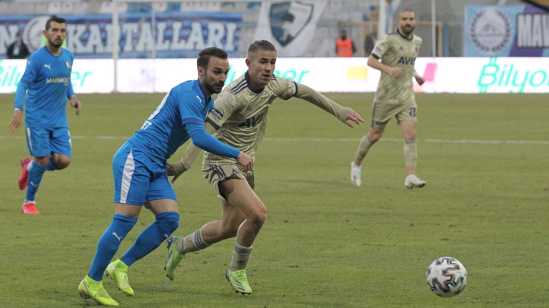 Cenk Ahmet Pelkas BB Erzurumspor Fenerbahçe 01112021