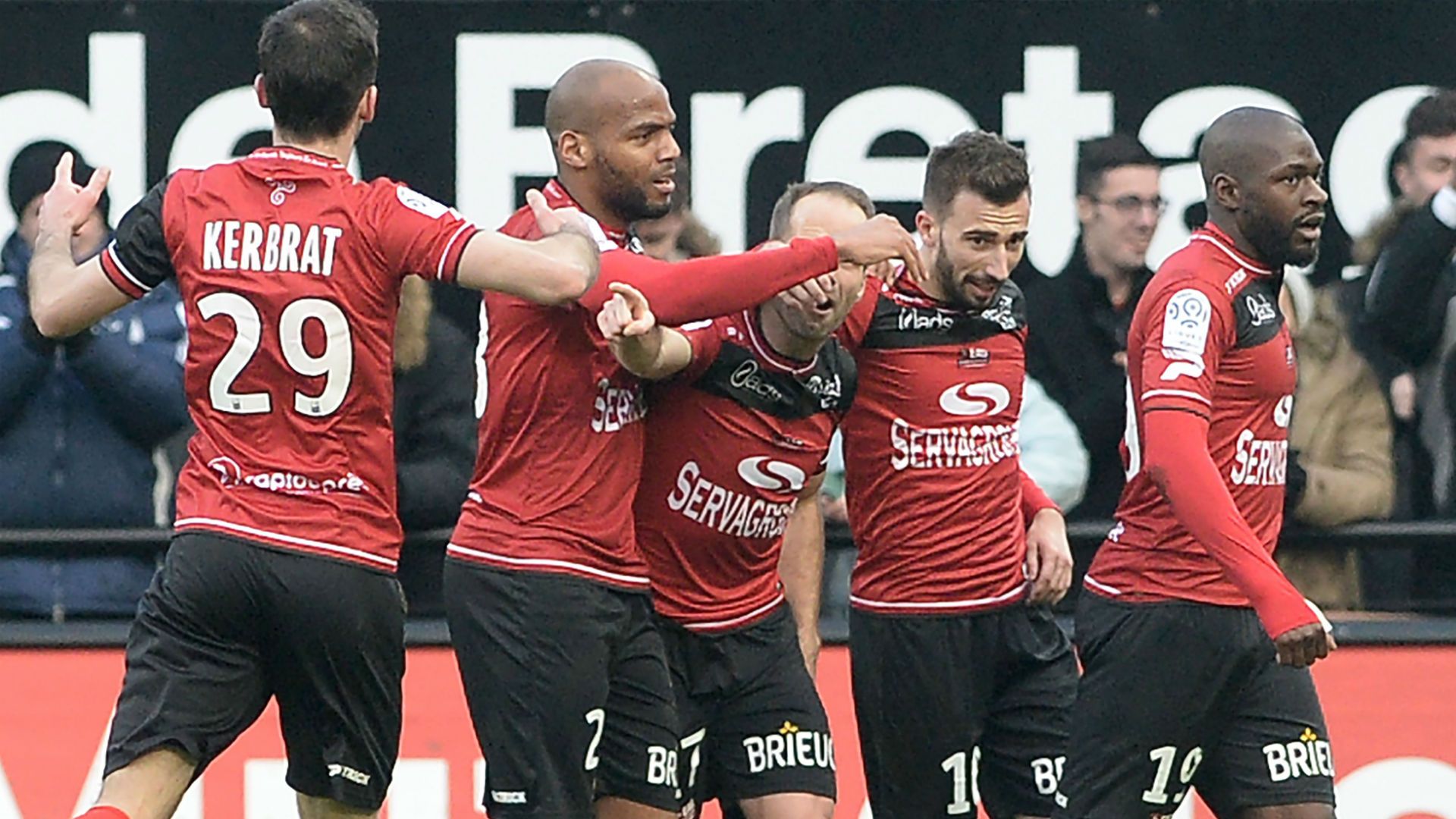 Nicolas Benezet Guingamp Lyon Ligue 1 11022017