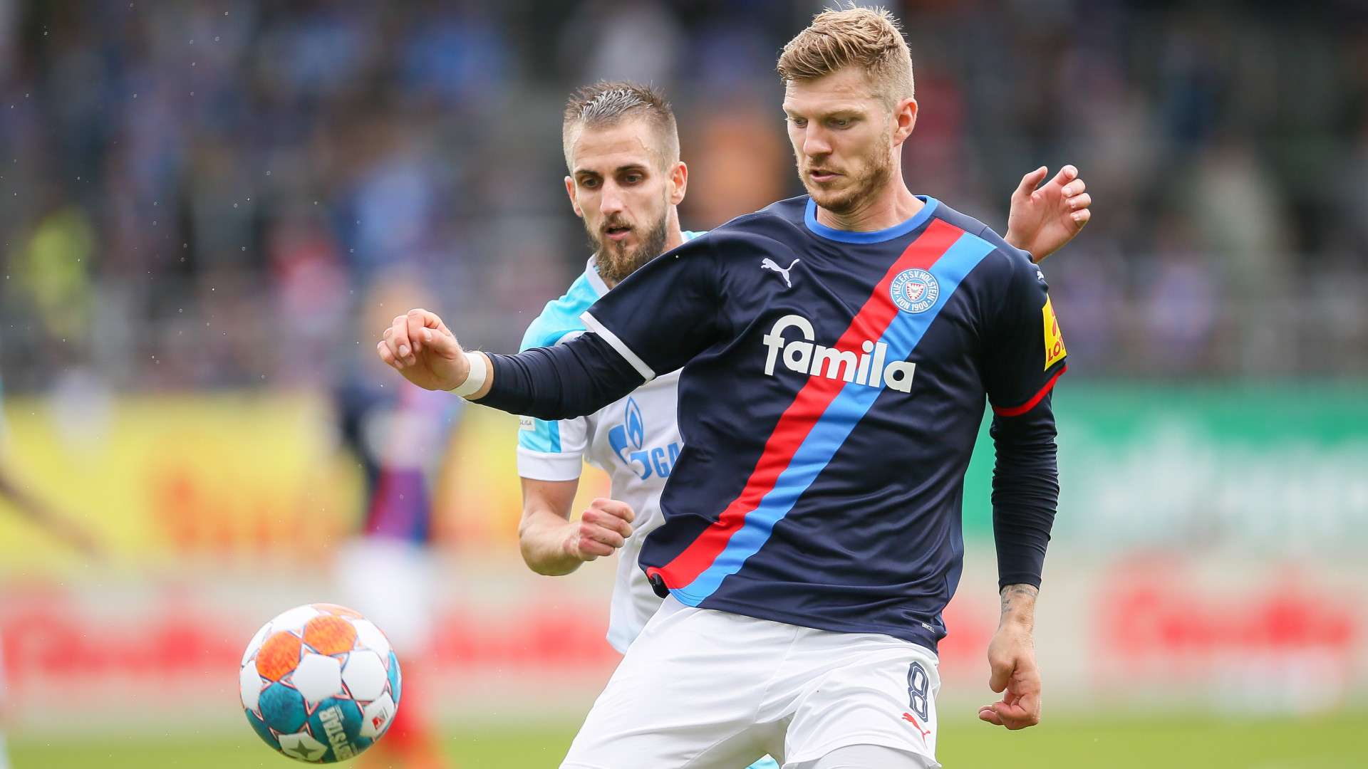 Weiche Flensburg vs. Holstein Kiel DFB-Pokal