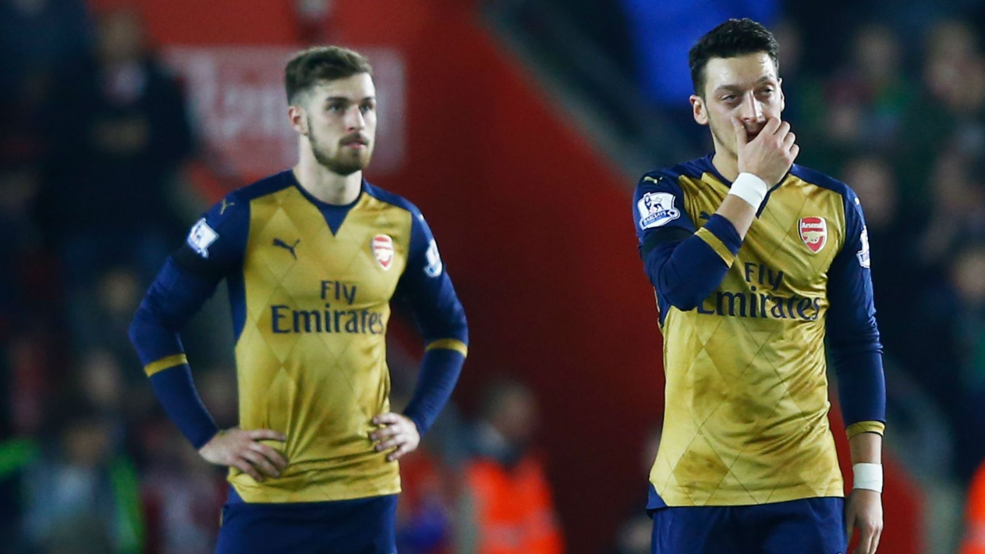 2017-08-05-ozil-ramsey.jpg