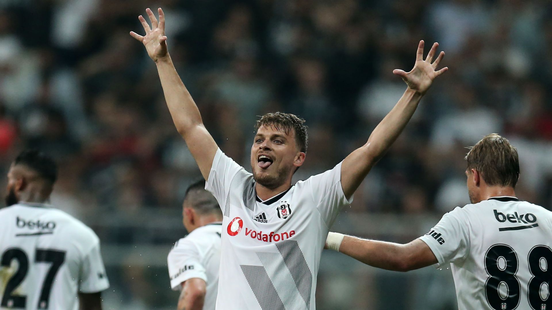 ademljajic-besiktas-goztepe-sevinc_AA_23082019