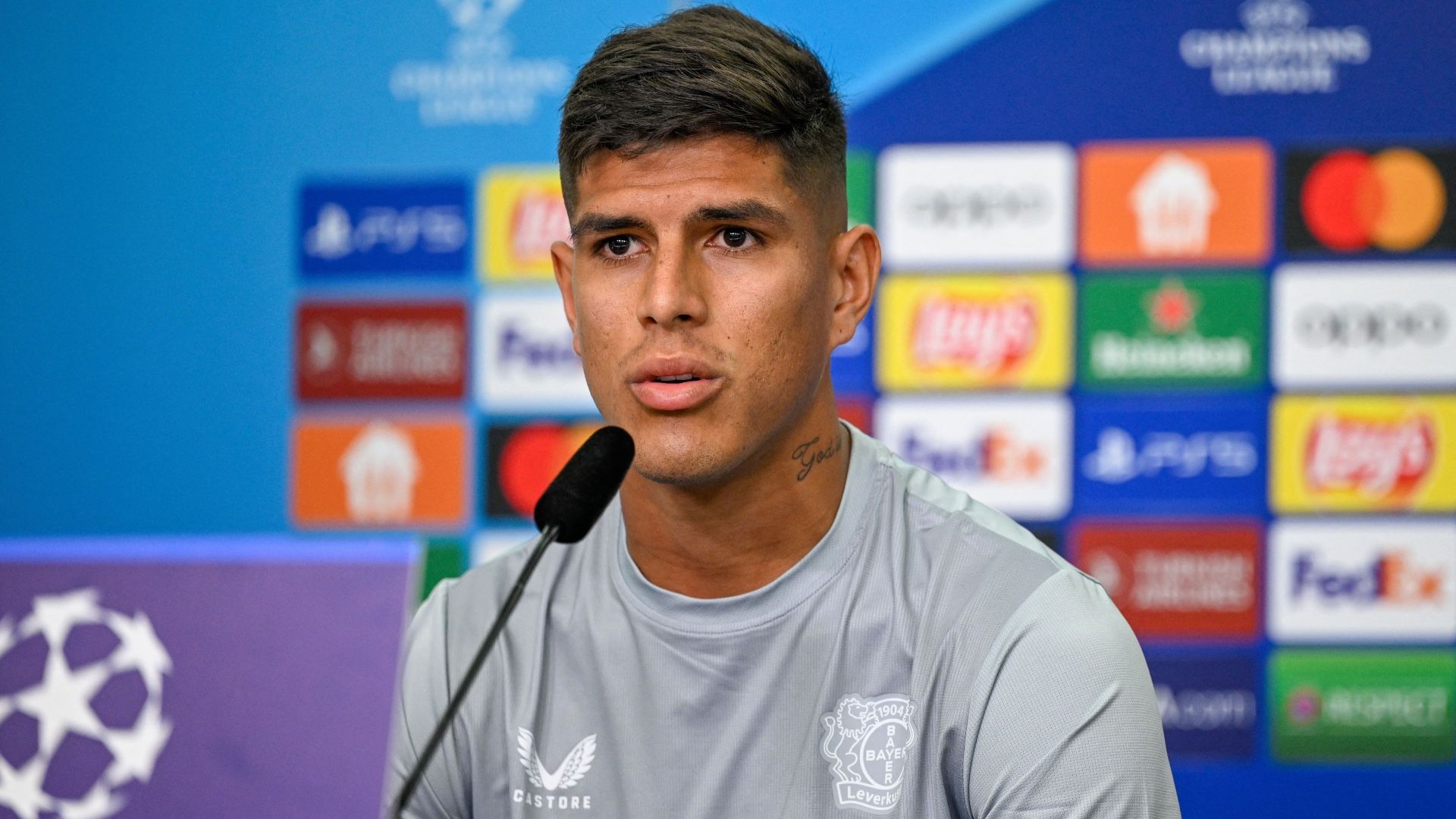 Piero Hincapie Bayer Leverkusen 2022