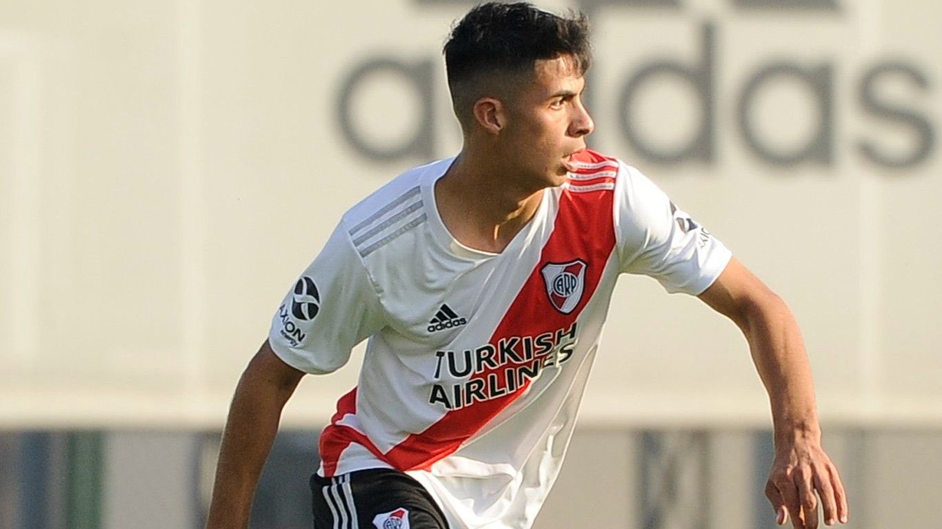 Tomas Galvan River Plate 2021