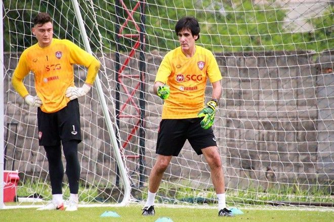 Alexandre Lopes Đặng Văn Lâm Muangthong