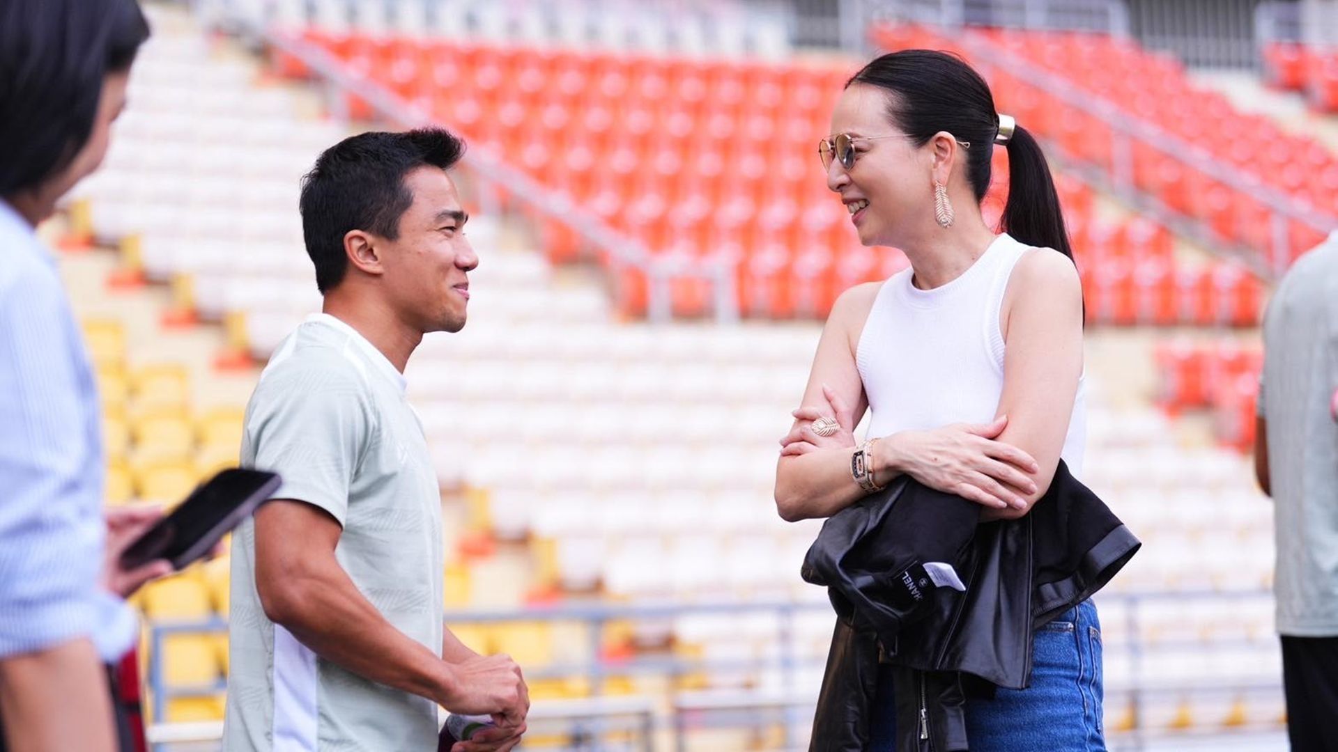 ชนาธิป สรงกระสินธ์, นวลพรรณ ล่ำซำ