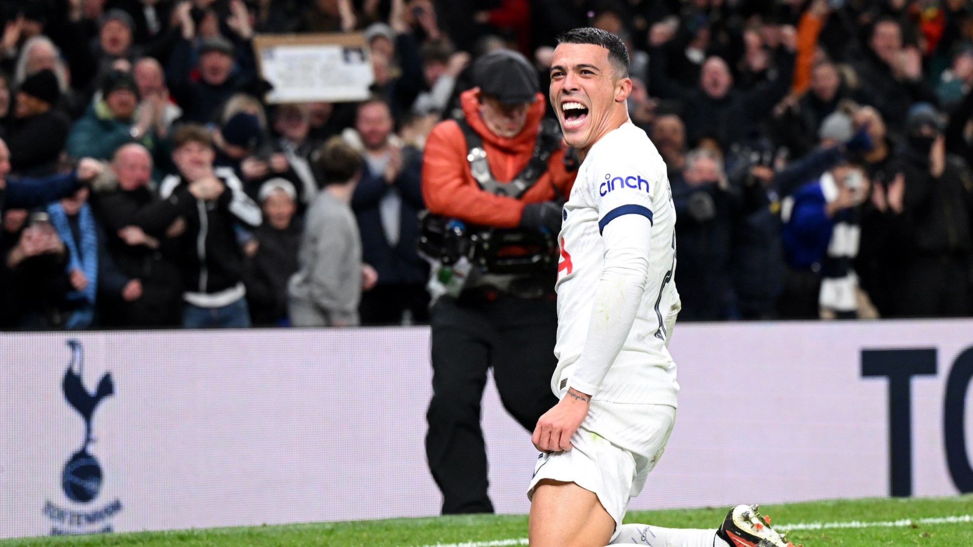 Pedro Porro Tottenham Burnley