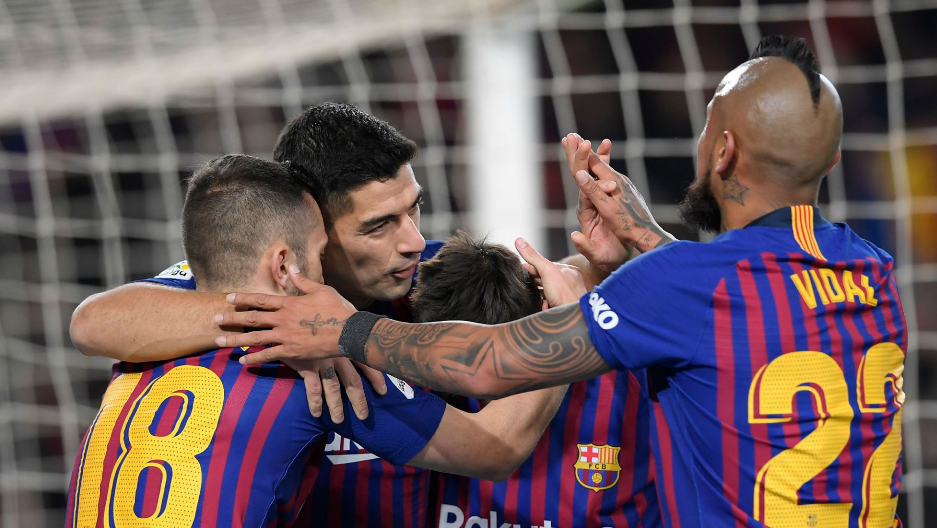 300119 Barcelona Sevilla Jordi Alba Luis Suárez Arturo Vidal