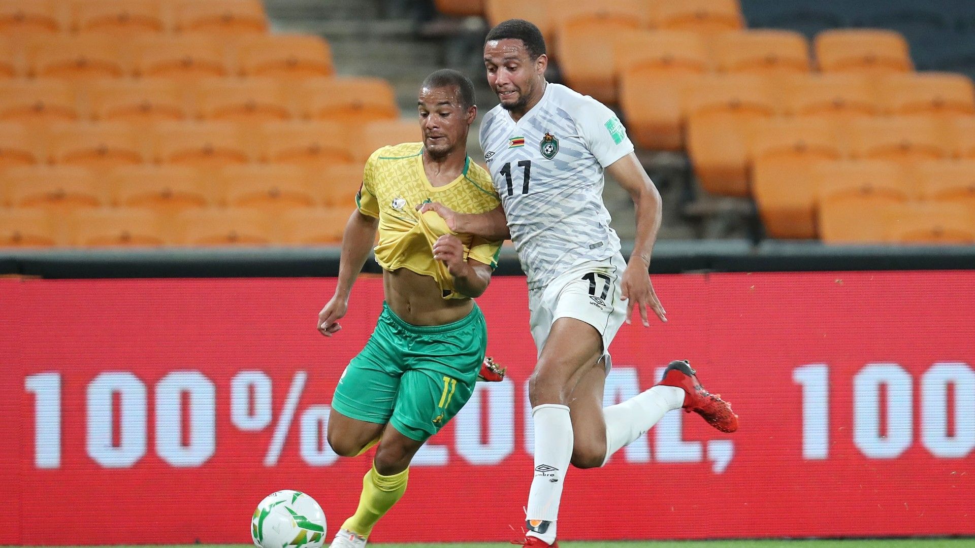 Fagrie Lakay of South Africa challenged by Brendan Galloway of Zimbabwe, November 2021