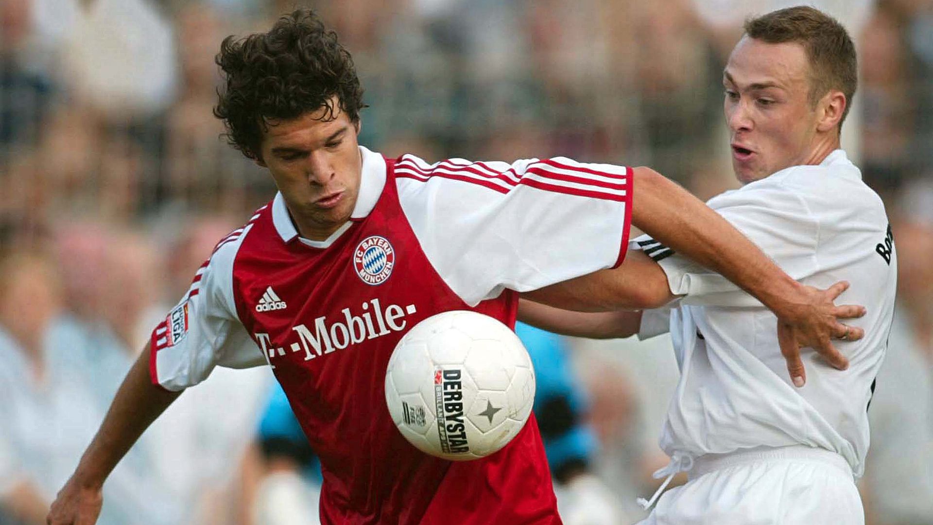 Michael Ballack FC Bayern Marco Schmit Borussia Neunkirchen DFB Pokal 08302003