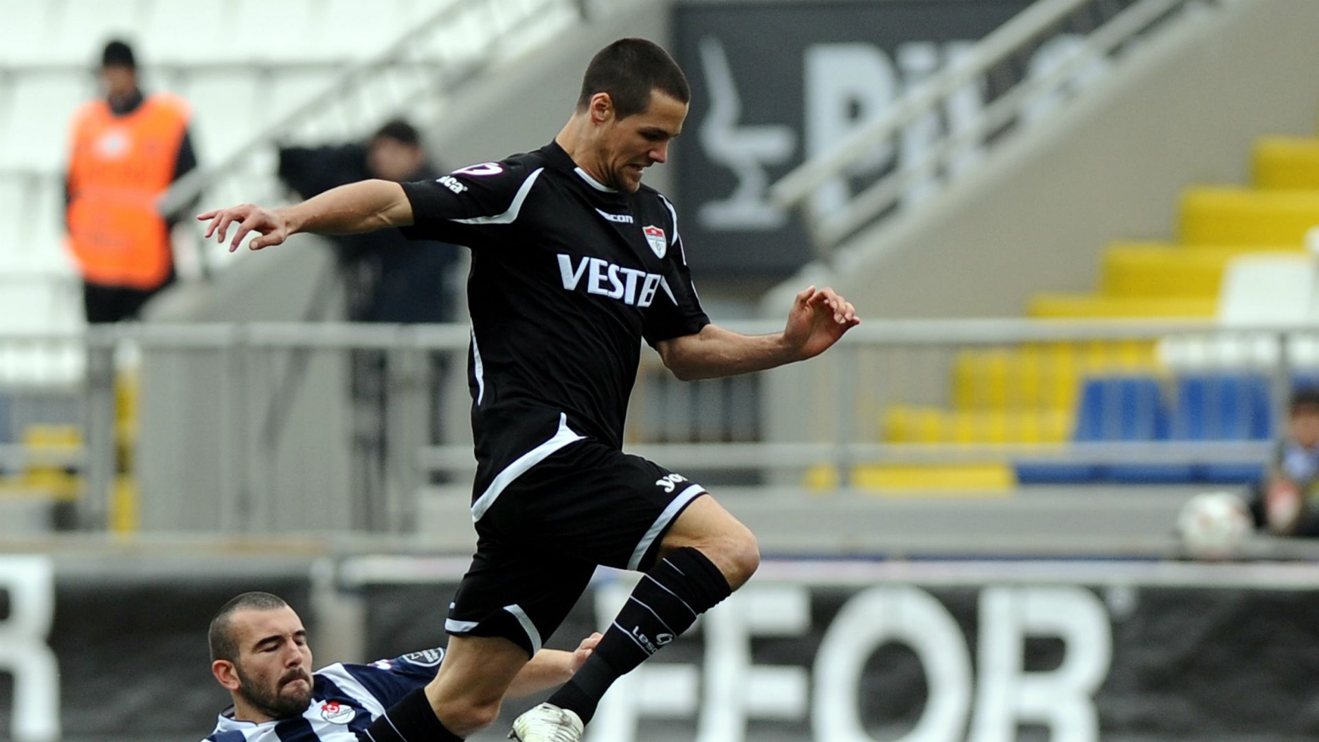 Joshua Simpson Manisaspor 2011