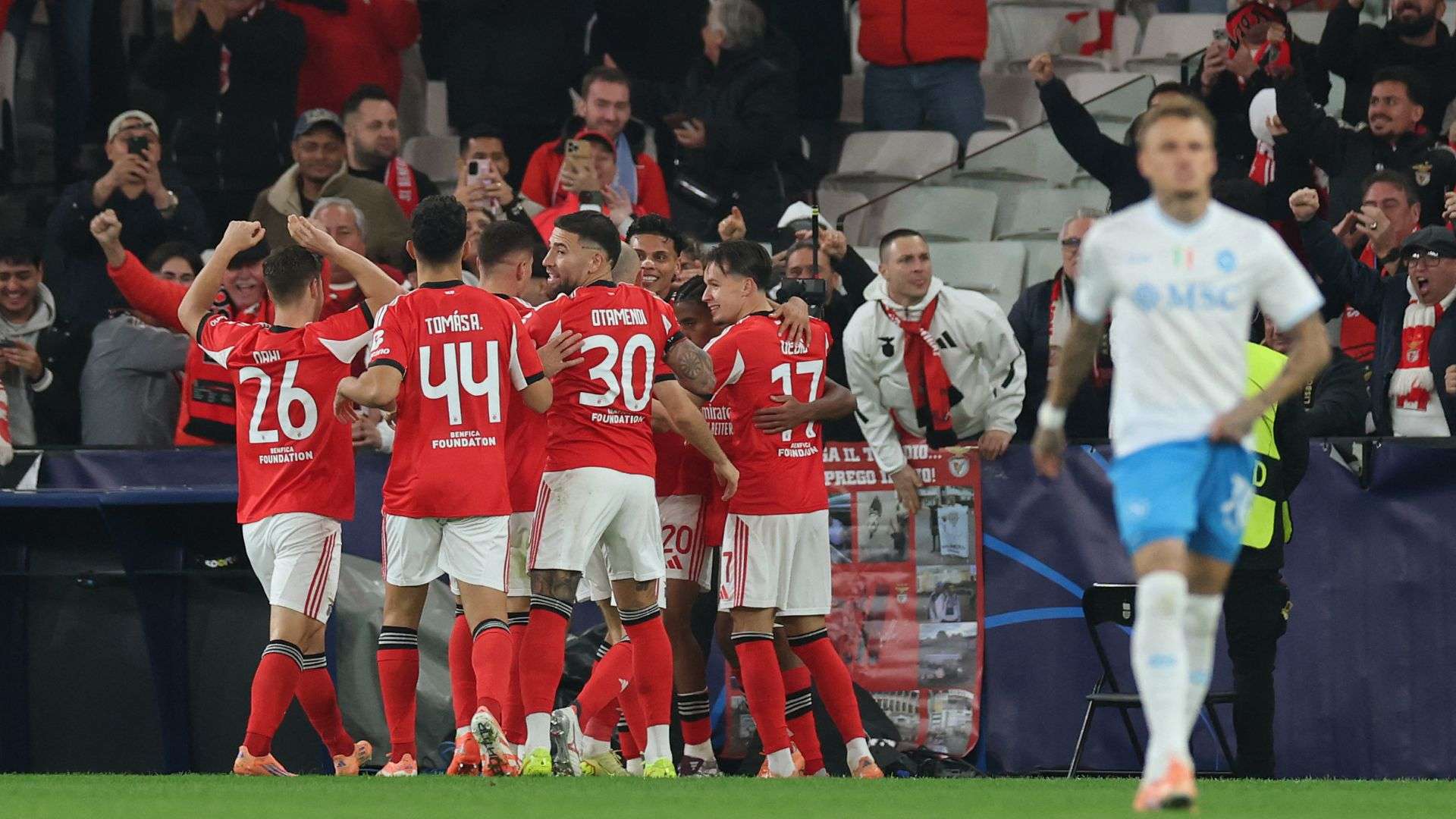 Benfica players celebrating Benfica Napoli Champions League