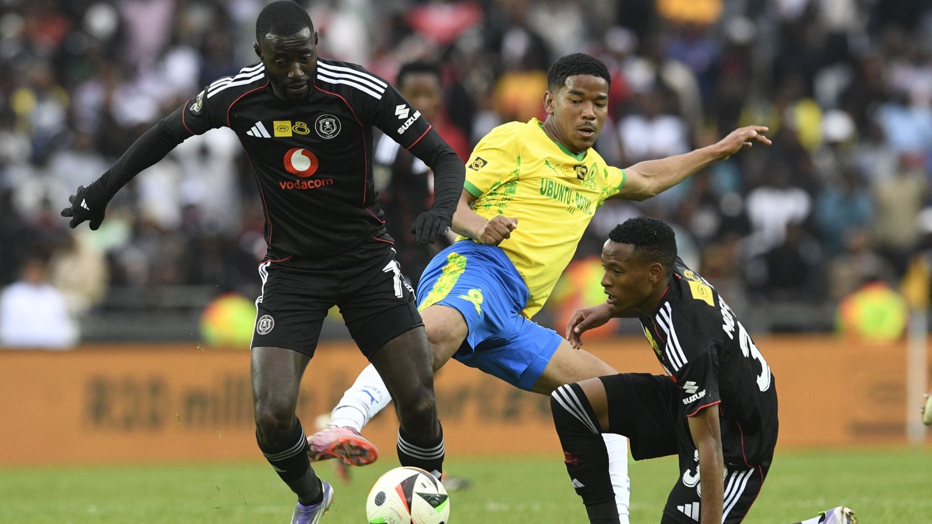 Deon Hotto, Relebohile Mofokeng and Jayden Adams, Orlando Pirates vs Mamelodi Sundowns MTN8 2025