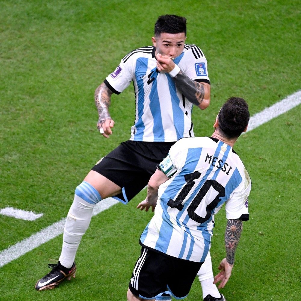 HIC GER ONLY Enzo Fernandez Messi 1:1