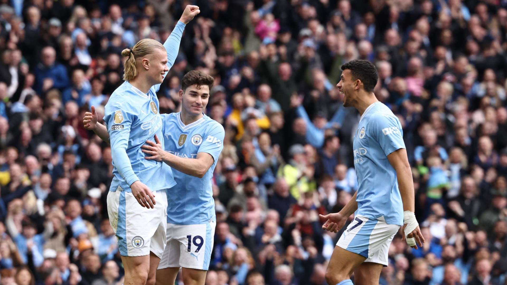 Man City celebrating Erling Haaland early goal for Man City against Luton