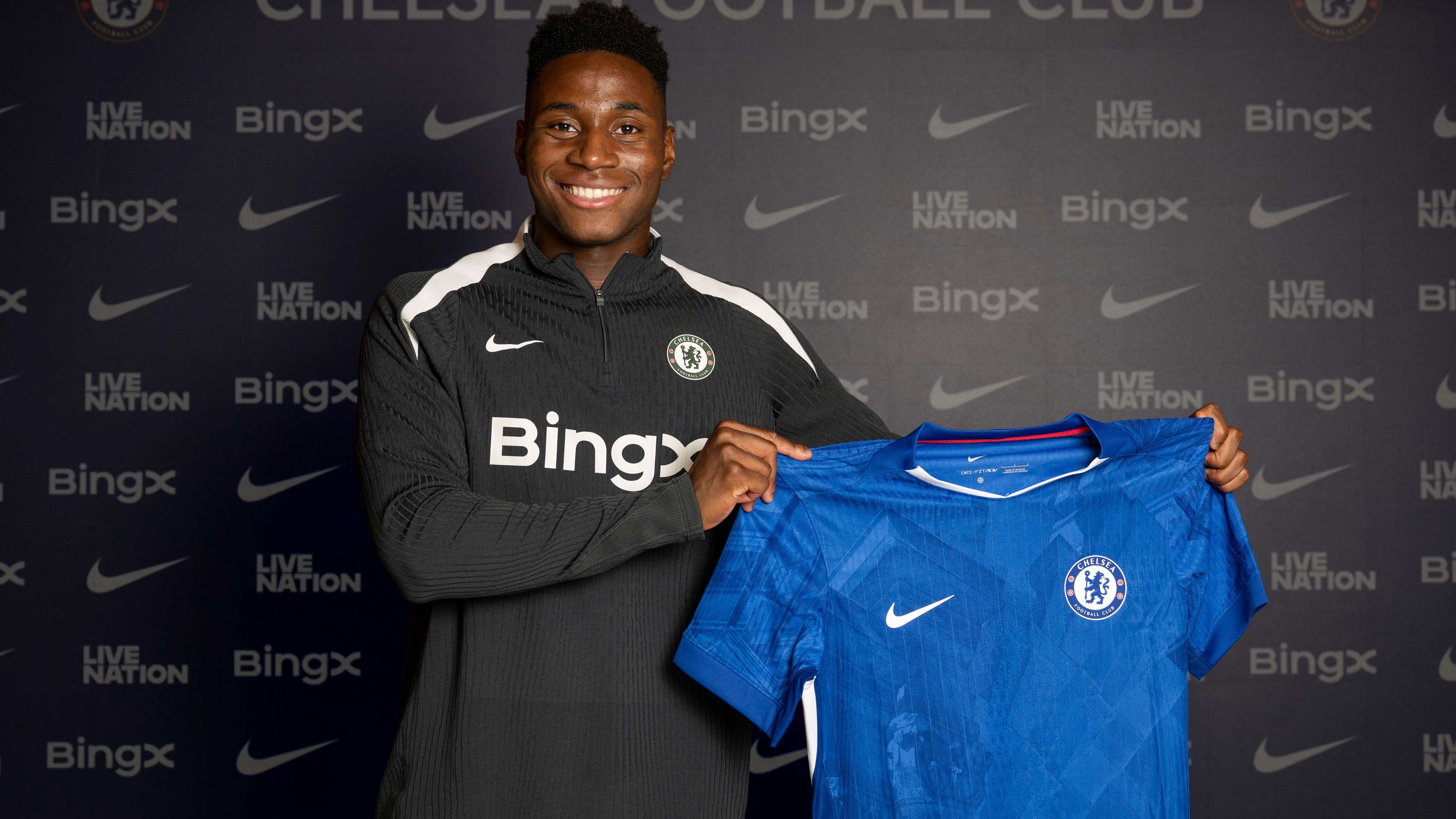 Dario Essugo Chelsea 2025-26