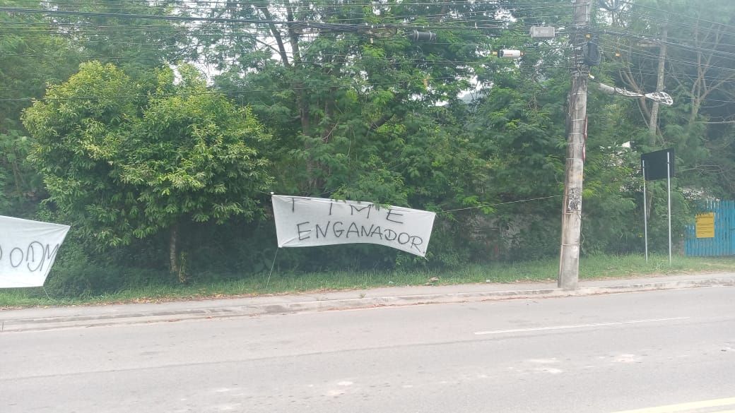 Time enganador - Protesto Ninho do Urubu Flamengo 05122020