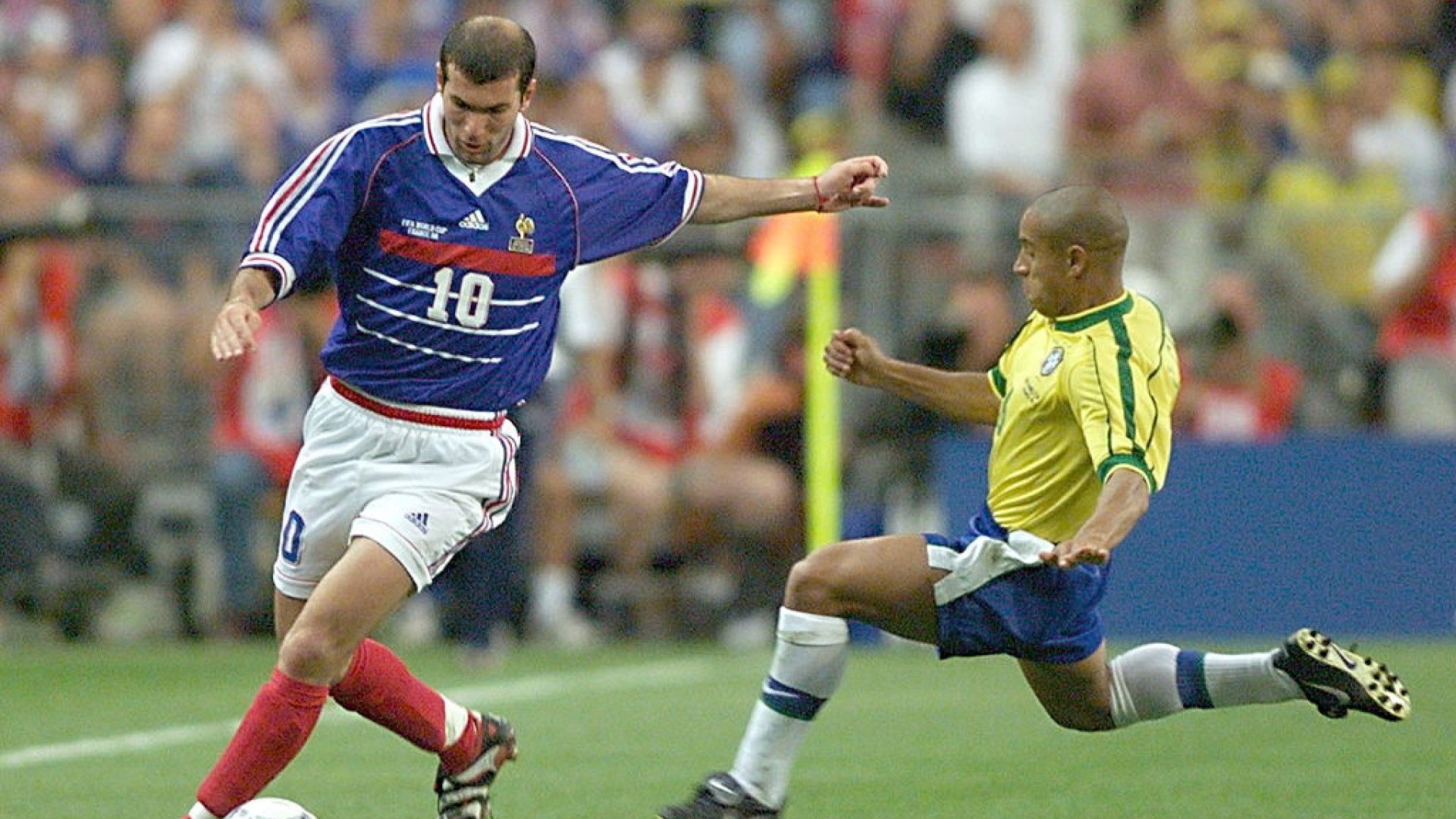 Zinedine Zidane final Mundial Francia 1998