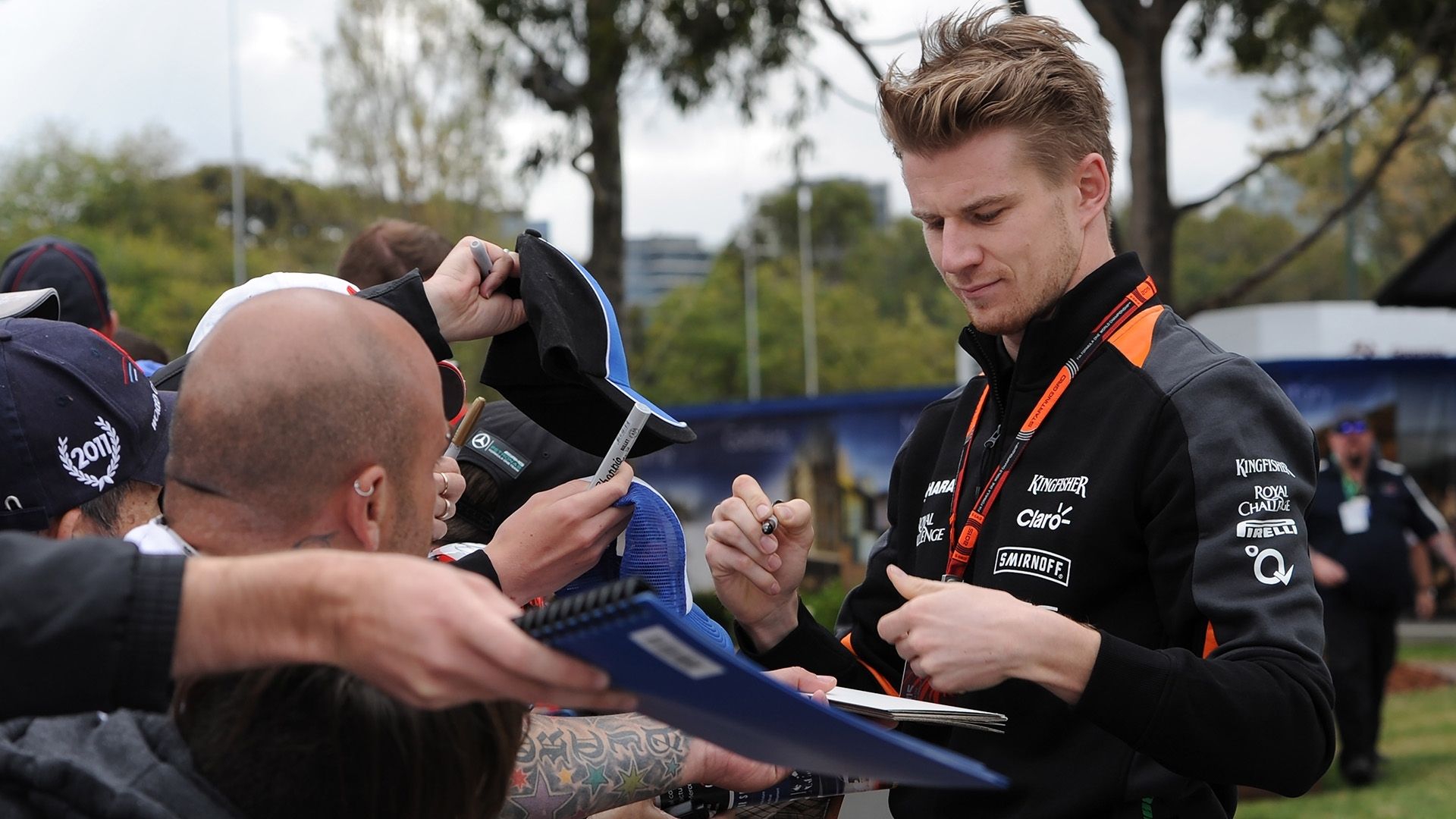 F1車手支持邊隊波？