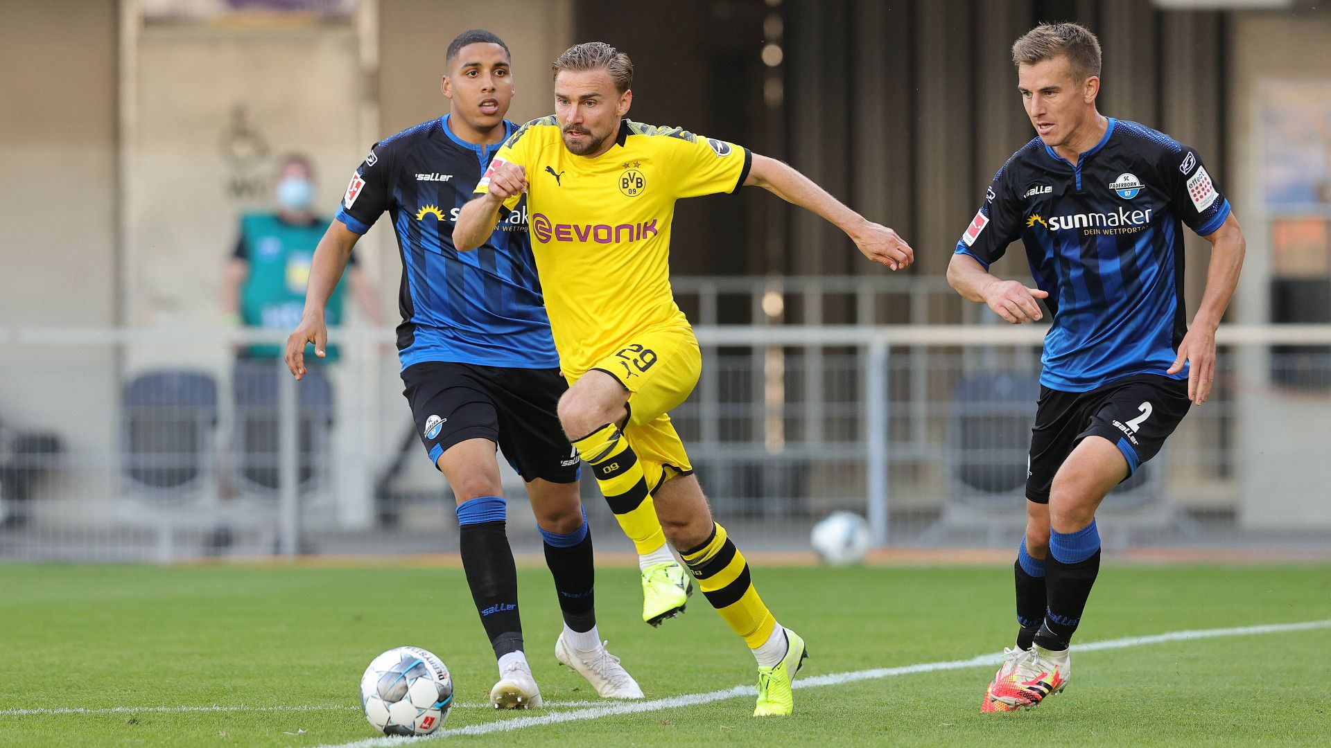 ONLY GER BVB v Paderborn