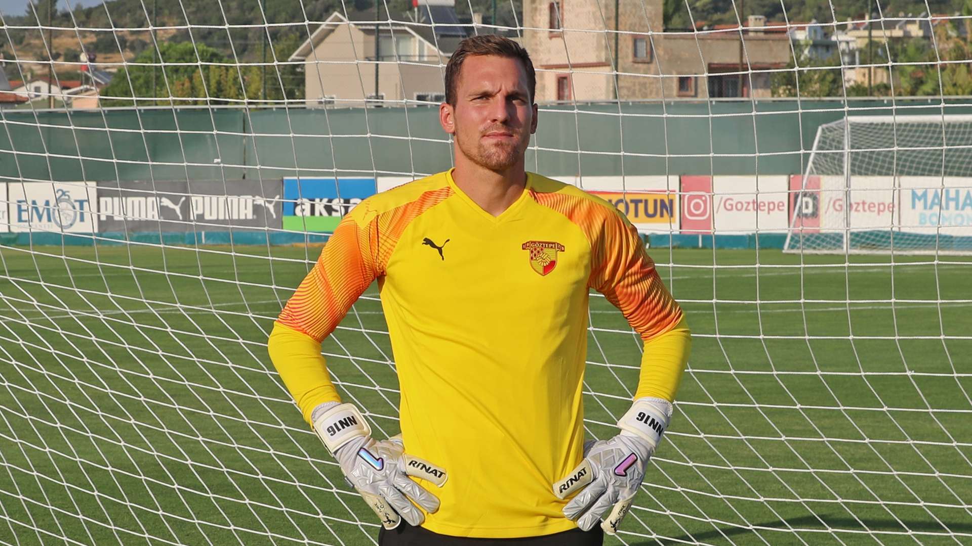 Balazs Megyeri 14092020