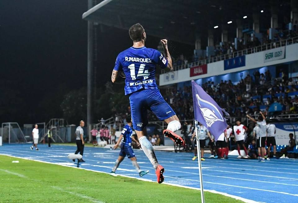 เรนาน มาเกวซ