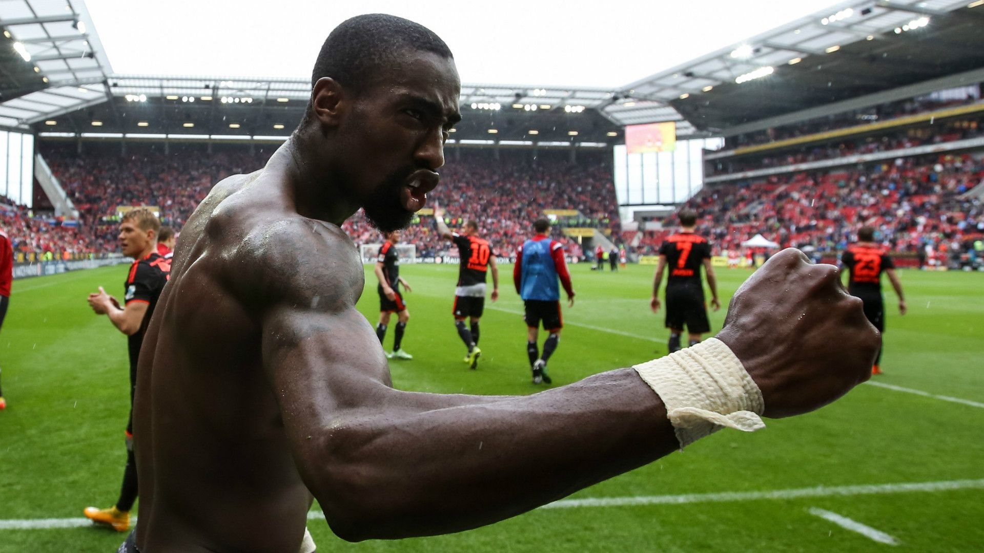 JOHAN DJOUROU HAMBURG GERMAN BUNDESLIGA 03052015