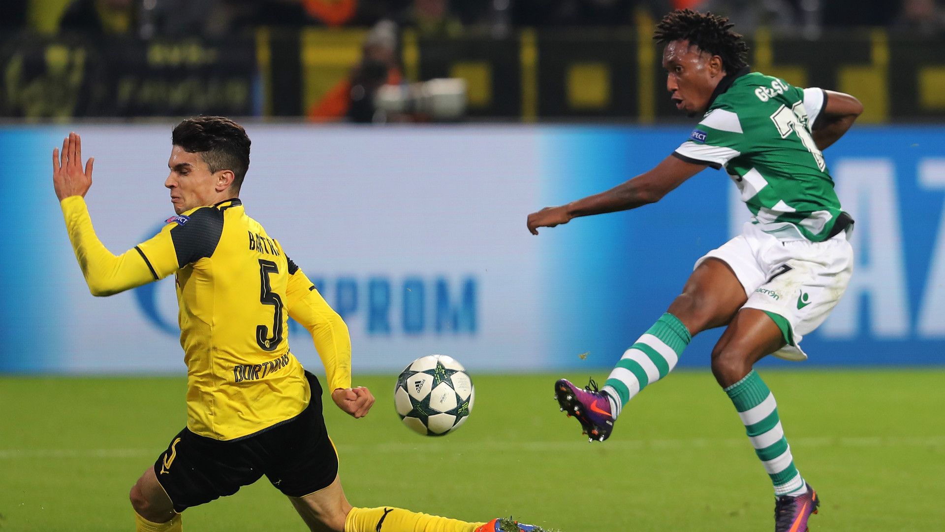 MARC BARTRA BORUSSIA DORTMUND GELSON MARTINS SPORTING UEFA CHAMPIONS LEAGUE 02112016