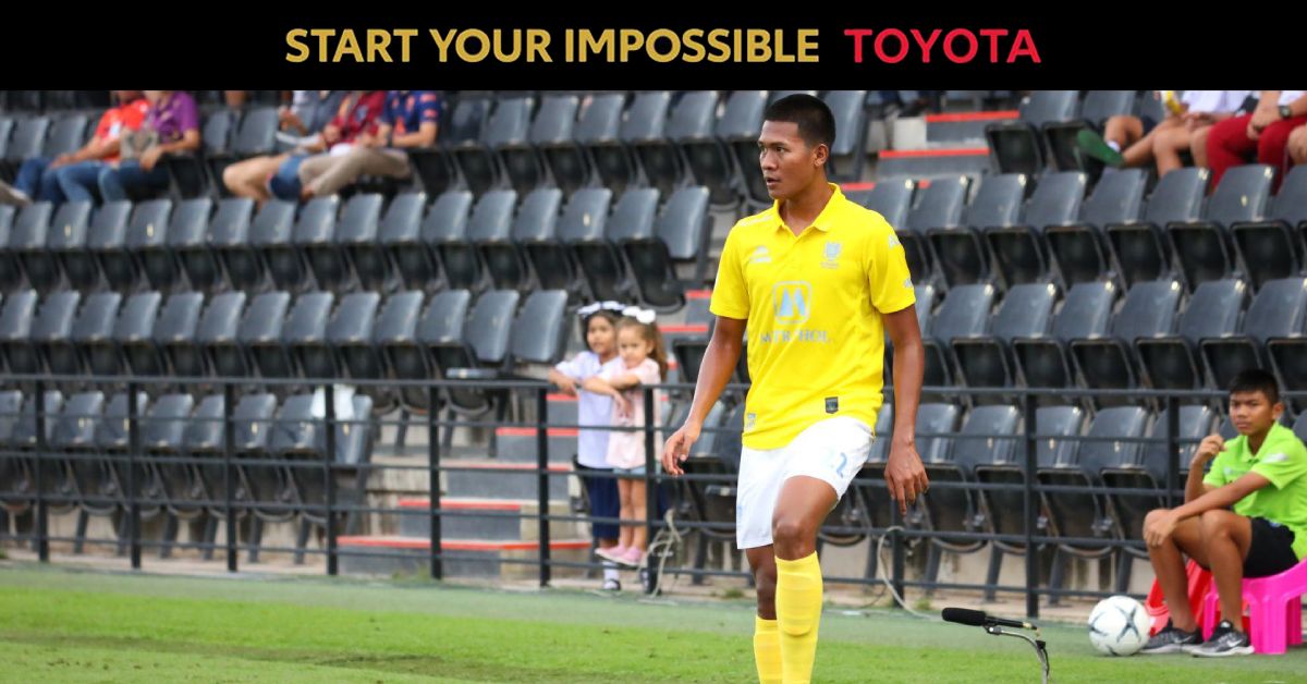 จับตาดาวรุ่งโตโยต้า ไทยลีก : จิรวัฒน์ ทองแสงพราว "นิว ธีราทร บุญมาทัน"