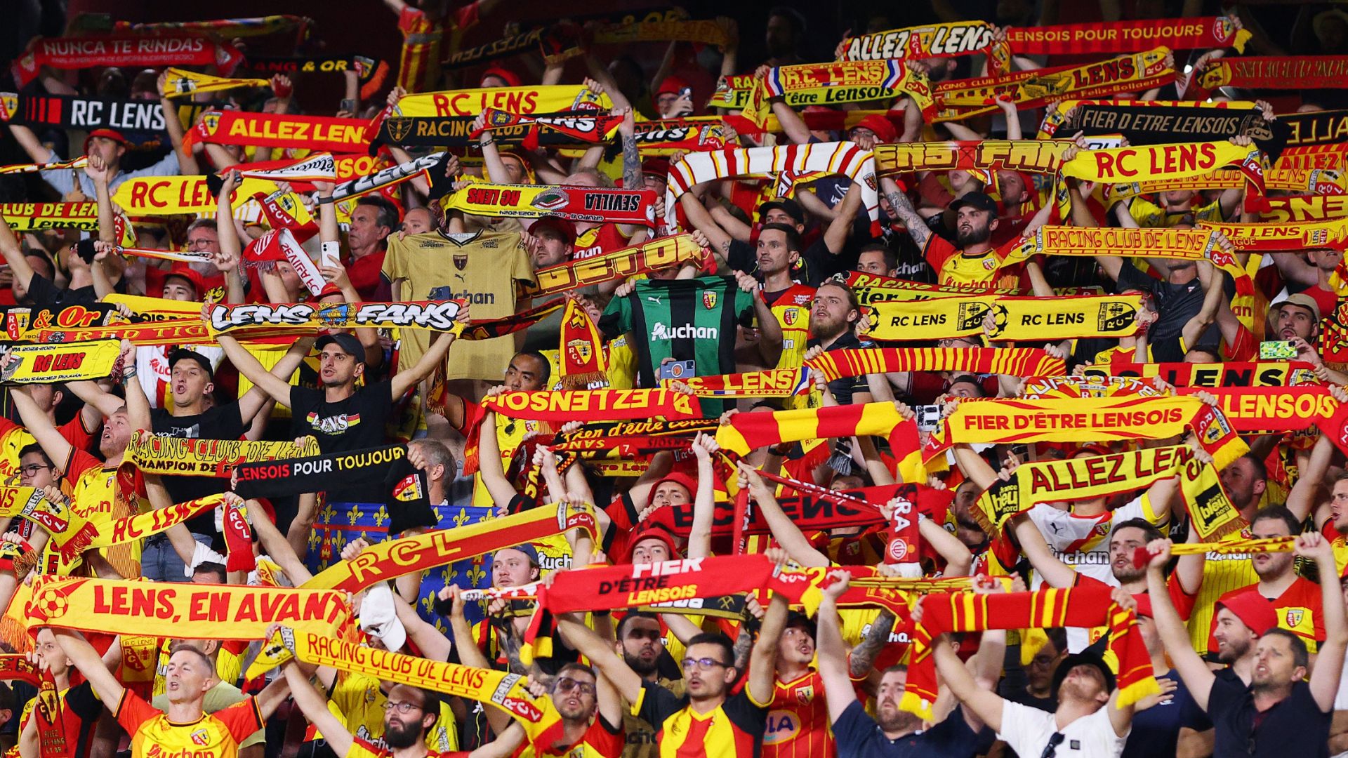 RC Lens fans 2023-24