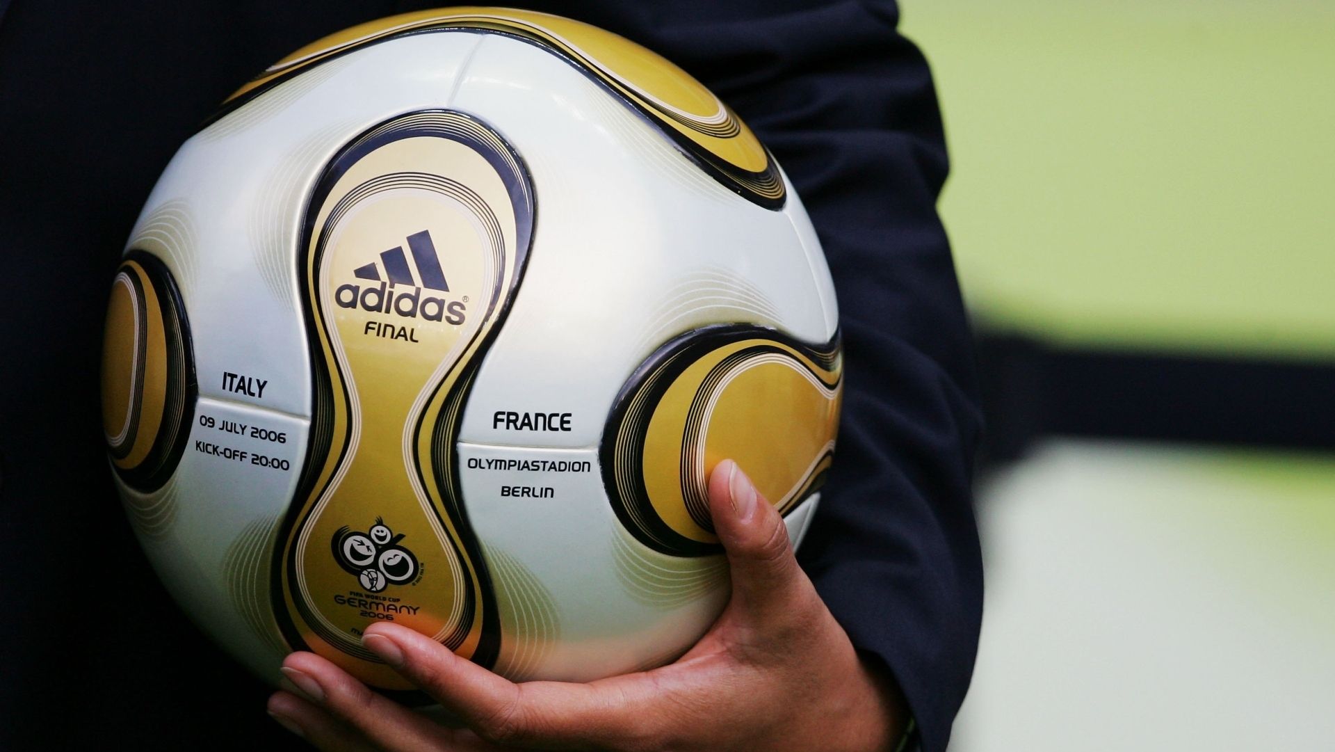 Teamgeist 2006 World Cup ball