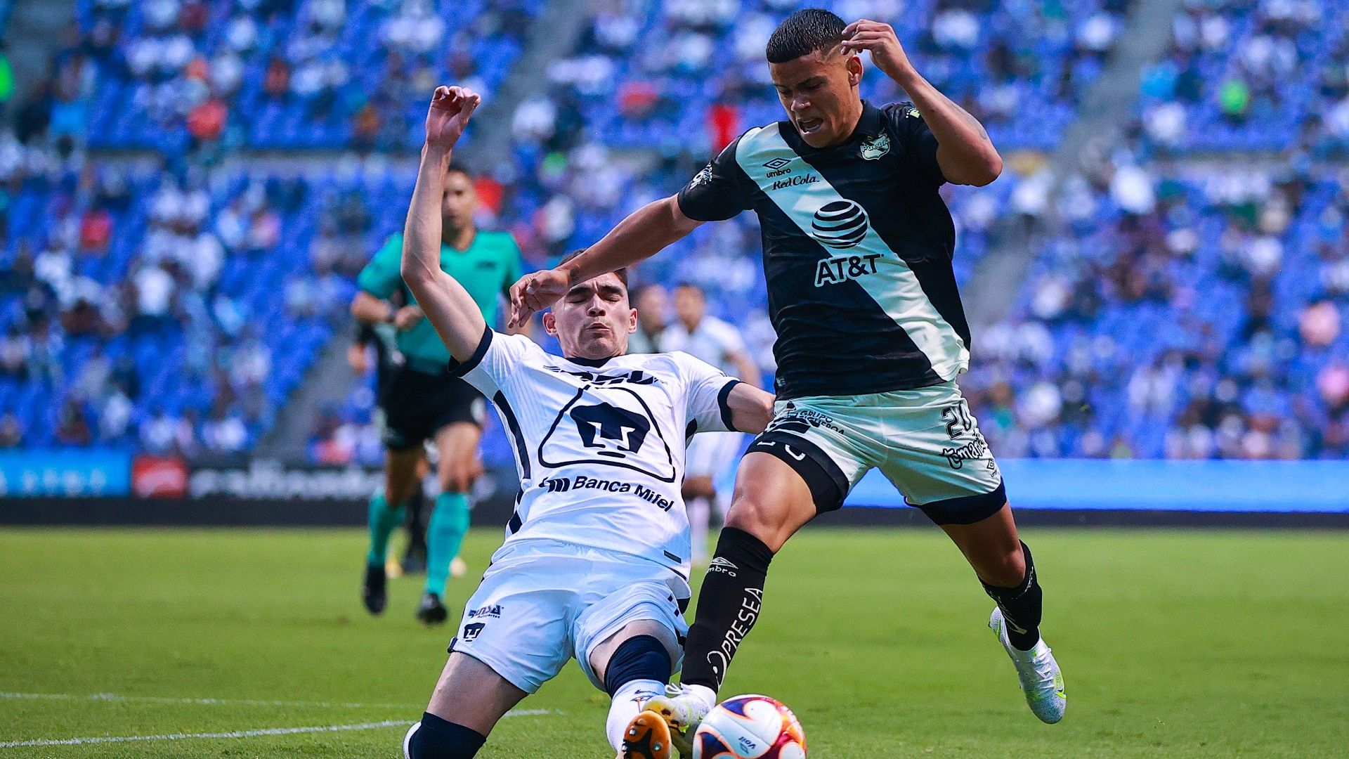 Johan Vázquez Maximiliano Araujo Puebla Pumas Guardianes 2021