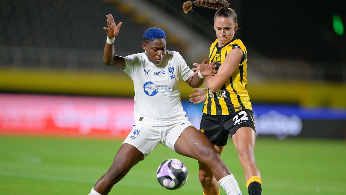 Asisat Oshoala and Ashleigh Plumptre