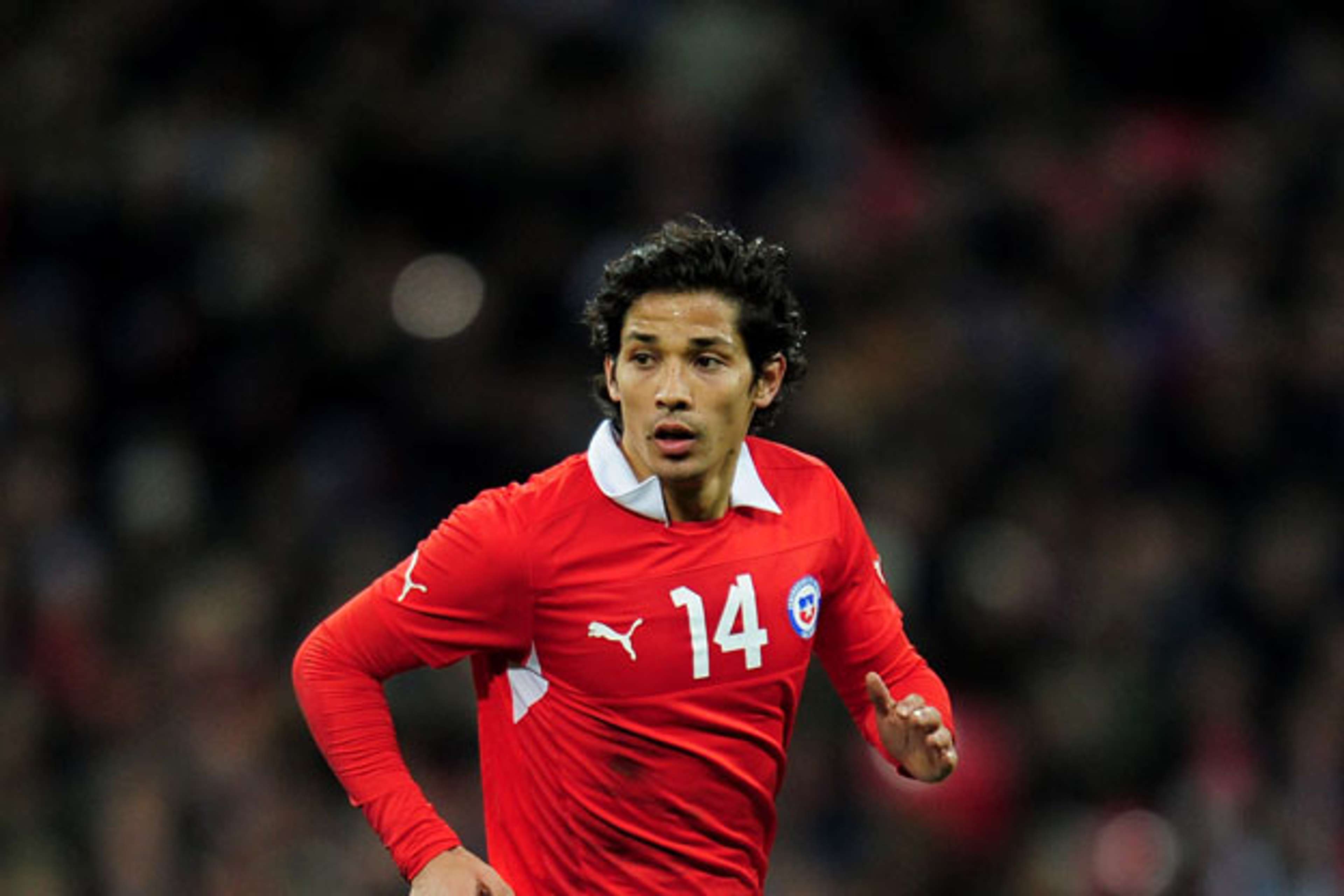 Chile midfielder Matias Fernandez