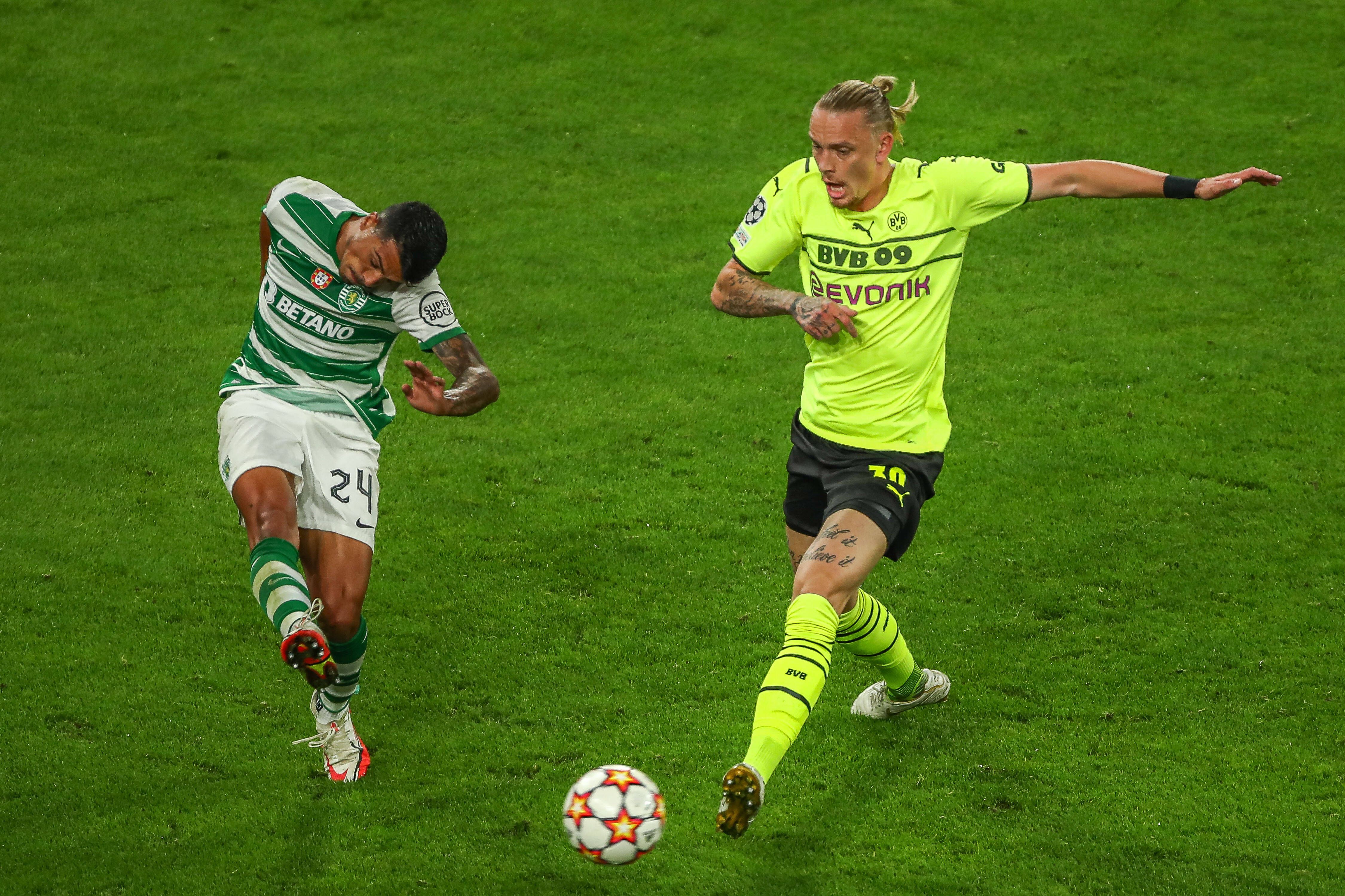 ONLY GERMANY Marius Wolf Borussia Dortmund Sporting CP Champions League 28092021