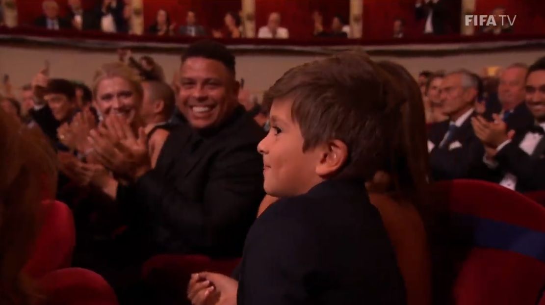 Thiago Messi Gala The Best 23092019