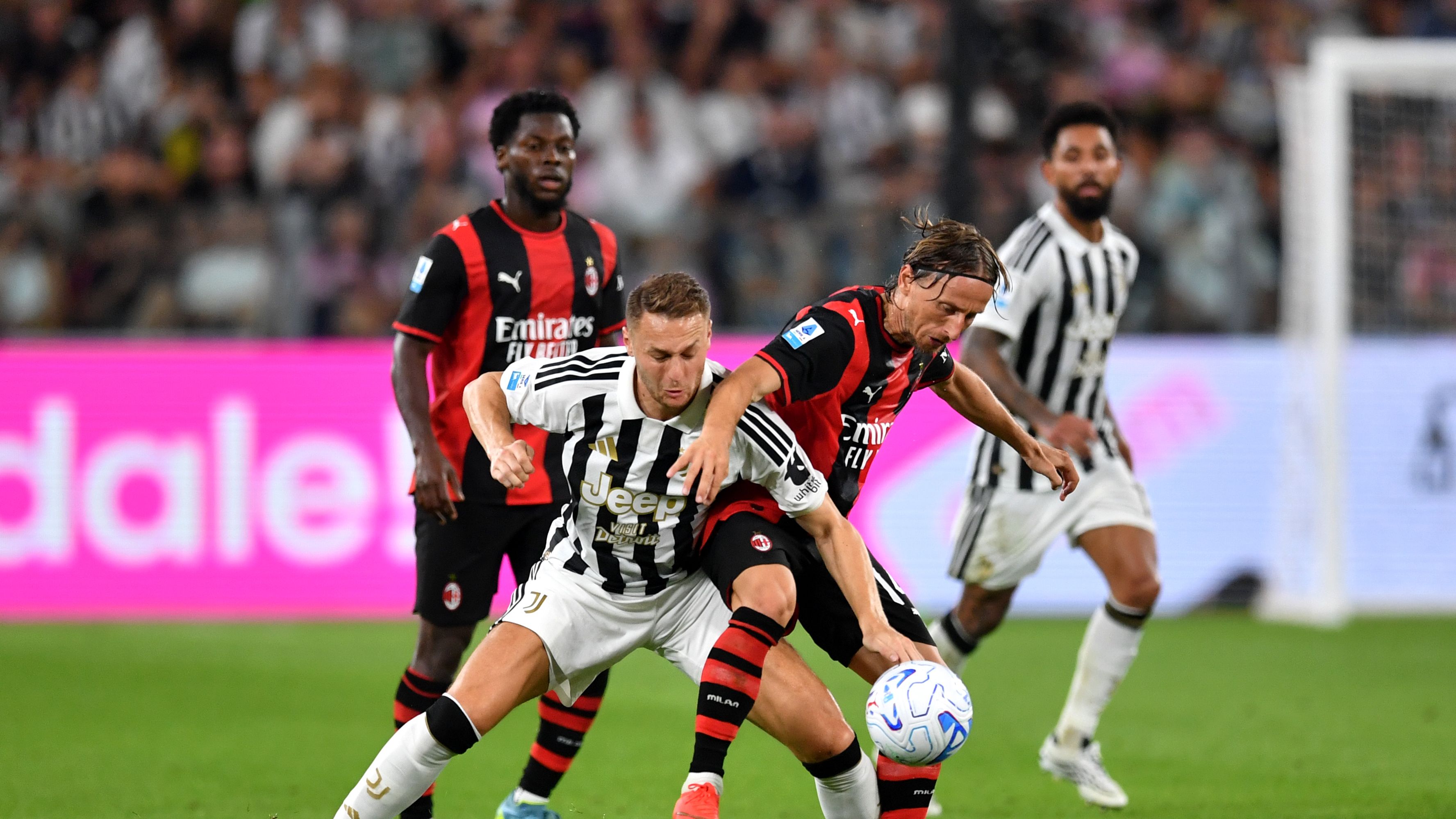 Teun Koopmeiners Luka Modric