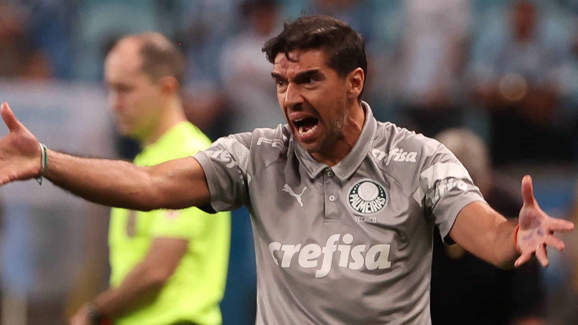 Abel Ferreira esbraveja em um Grêmio e Palmeiras, pelo Brasileirão 2023