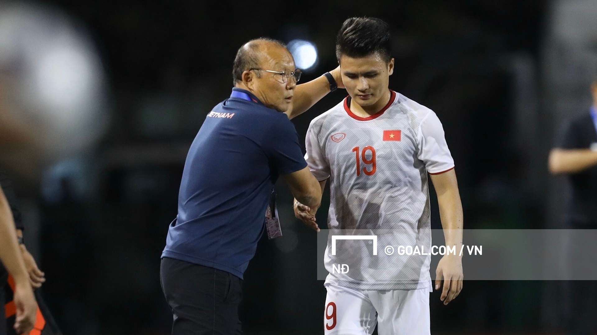 Kết quả U22 Việt Nam 1-0 U22 Singapore. Văn Hậu. Tiết lộ chấn thương của Quang Hải. Quang Hải chấn thương. Đức Chinh ghi bàn. Tại sao HLV Park chọn Văn Toản bắt thay Bùi Tiến Dũng. HIGHLIGHTS U22 Việt Nam 1-0 U22 Singapore. TRỰC TIẾP VTV6 U22 Việt Nam vs U22 Singapore. Link xem U22 Việt Nam. Xem trực tiếp U22 Việt Nam vs U22 Singapore. Xem VTV6. Trực tiếp bóng đá hôm nay. SEA Games 30. Xem trực tiếp U22 Việt Nam - U22 Singapore kênh nào. Trực tiếp bóng đá. Trực tiếp bóng đá hôm nay. Trực tiếp bóng đá SEA Games 30. Xem trực tiếp U22 Việt Nam ở SEA Games 30 ở đâu. Lịch thi đấu bóng đá nam SEA Games 30. Lịch thi đấu U22 Việt Nam ở SEA Games 30. SEA Games 30. U22 Việt Nam. Fandi Ahmad. Park Hang-seo. Xem bong da. Bong da. Truc tiep bong da SEA Games. Lich thi dau SEA Games 30. Nguyễn Hoàng Đức. Nguyễn Thành Chung. Đại hội thể thao khu vực Đông Nam Á 2019. Thủ môn Bùi Tiến Dũng. Nguyễn Văn Toản. Quang Hải chấn thương. Coach Park Hang-seo - Nguyen Quang Hai | U22 Vietnam vs U22 Singapore | Group B - SEA Games 30 - 2019