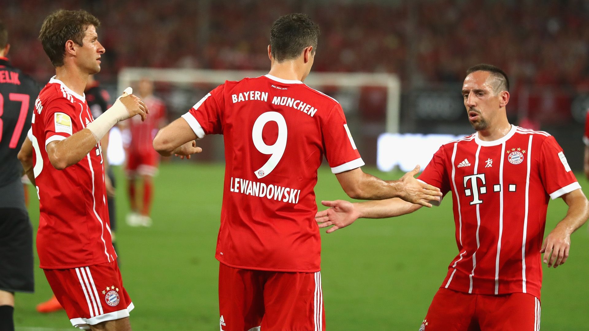 thomas müller robert lewandowski franck ribery bayern münchen arsenal 071917