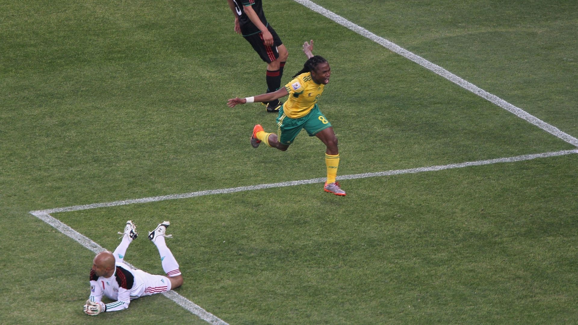 Siphiwe Tshabalala, Bafana Bafana