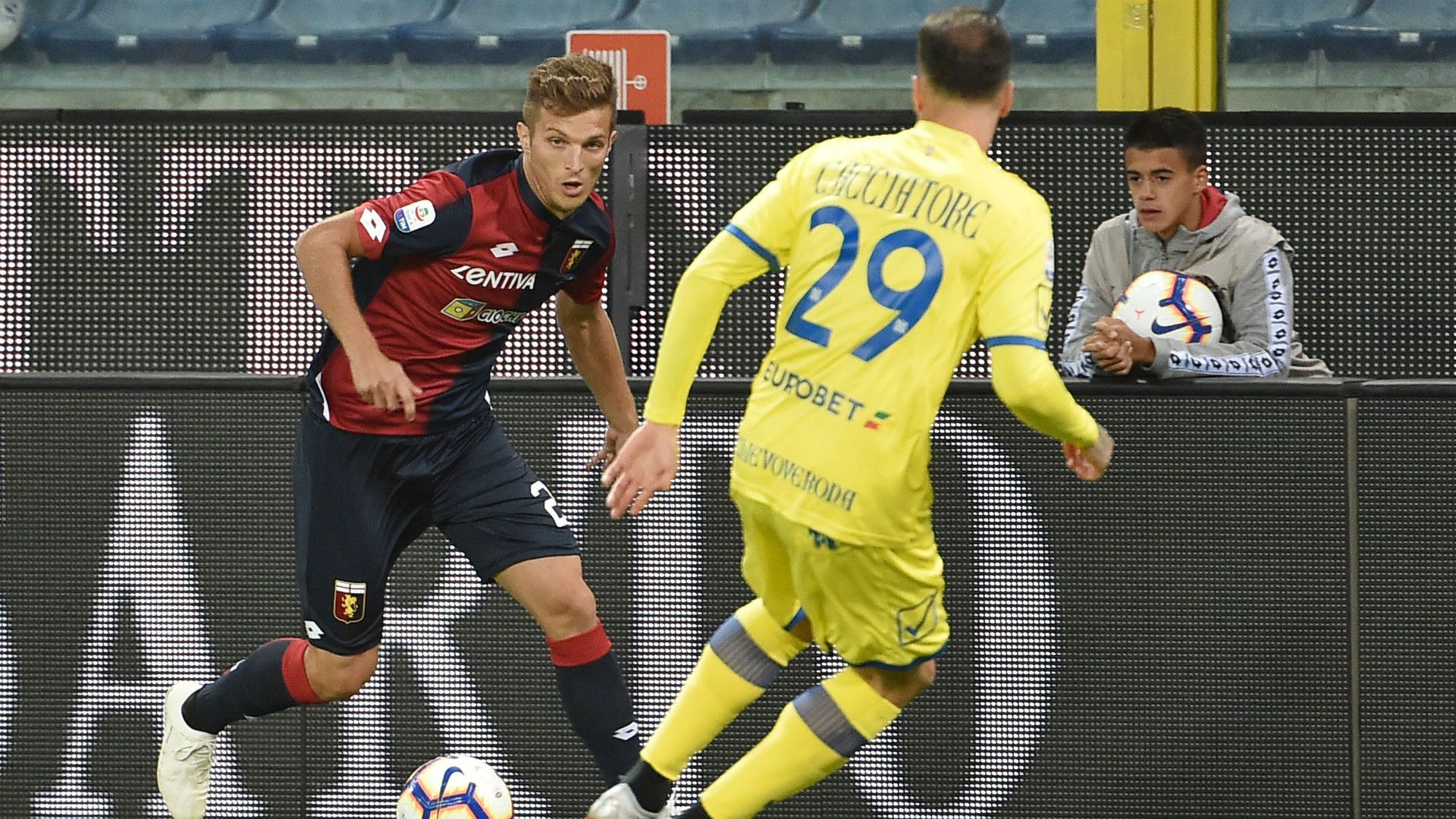 Lazovic Cacciatore Genoa Chievo