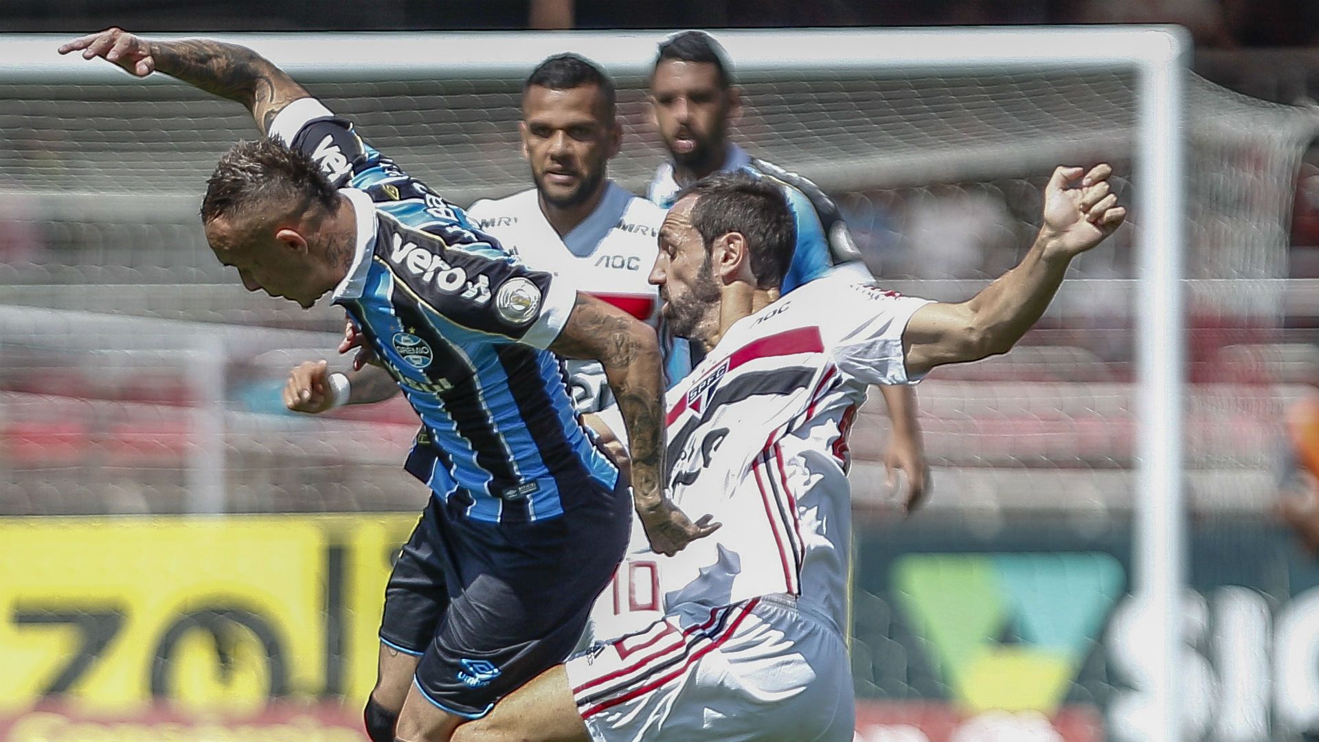 Everton Cebolinha Juanfran São Paulo Grêmio Brasileirão 31 08 2019