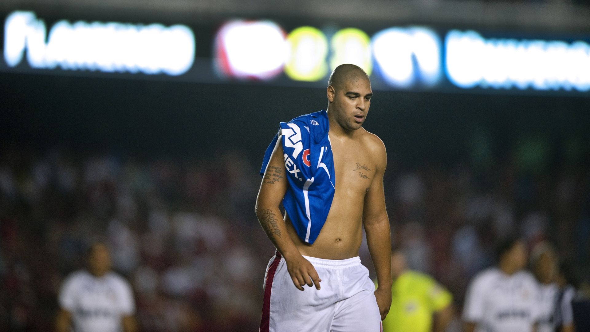 Adriano Leite Ribeiro 12052010