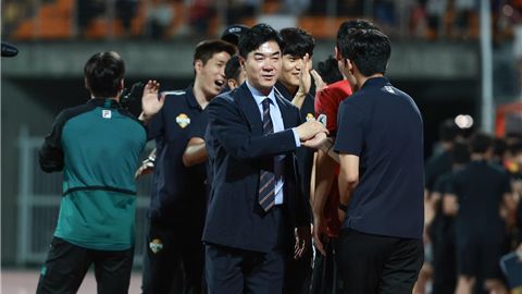 강원FC 윤정환 감독